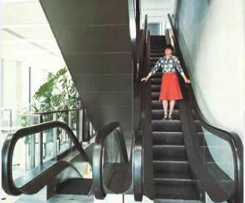 通力生產(chǎn)的扶梯